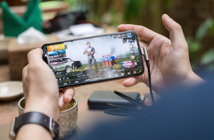 4 Tips for Digital Nomads Who Love Gaming 4-tips-for-digital-nomads-who-love-gaming