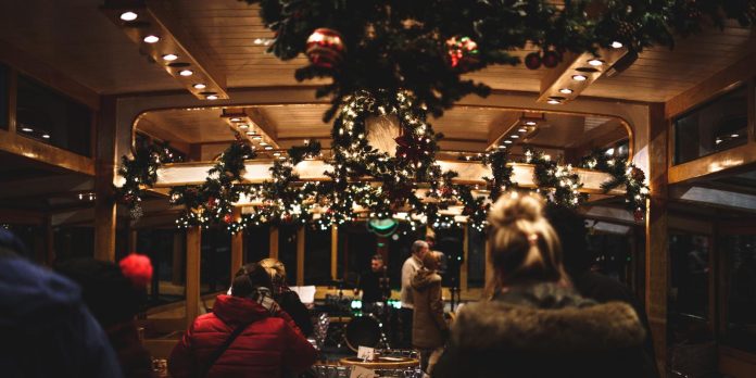 New York City Cocoa and Carols Holiday Cruise new-york-city-cocoa-and-carols-holiday-cruise