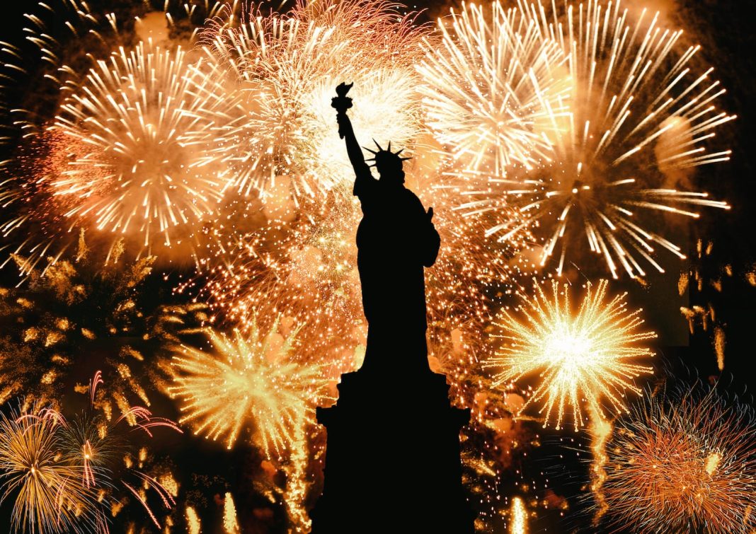 the-complete-guide-to-celebrating-new-years-eve-in-new-york-city