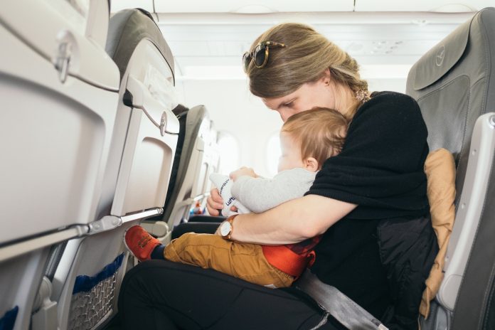 Expert Travel Tips: Flying with a Newborn or Toddler expert-travel-tips:-flying-with-a-newborn-or-toddler