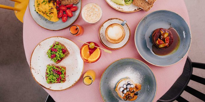 A Tummy-Tickling Treat: The 13 Best Brunch Places in Harlem a-tummy-tickling-treat:-the-13-best-brunch-places-in-harlem