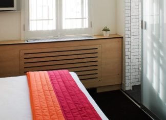 Cheap Hotels in NYC: 24 AMAZING Places to Stay in 2023 cheap-hotels-in-nyc:-24-amazing-places-to-stay-in-2023