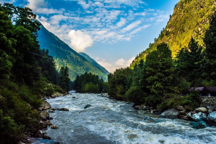 Top 5 Monsoon season treks to do in India top-5-monsoon-season-treks-to-do-in-india